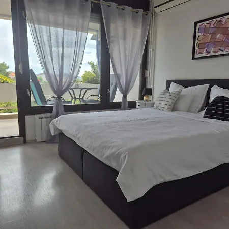 Super Villa In Zadar, Free Parking